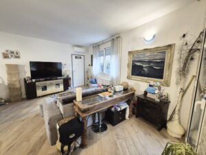 c8dddf09-f968-4237-aed6-a36ba7569486