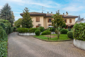 Kapitalre Casalecchio Via del Lido 24-01