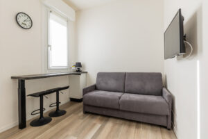 Kapitalre Piazza VIII Agosto 6-01