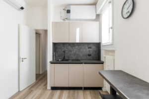 Kapitalre Piazza VIII Agosto 6-05