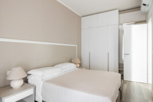 Kapitalre Piazza VIII Agosto 6-10