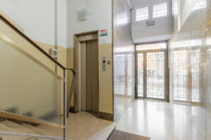 Kapitalre Piazza VIII Agosto 6-21