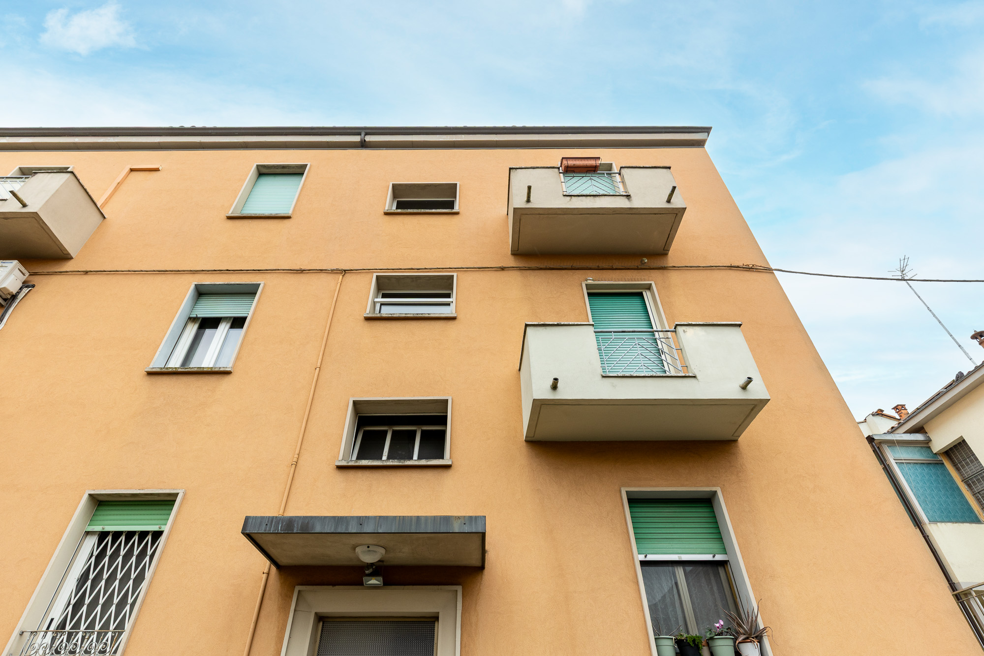 Kapitalre Via Bombelli 28-29