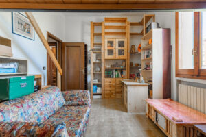 19 Kapitalre Via dei Gandolfi 11-19