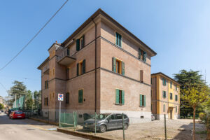 28 Kapitalre Via dei Gandolfi 11-29