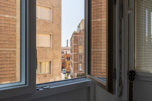 Kapitalre Via Marconi 6-25