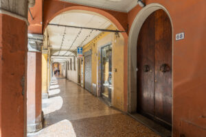 Kapitalre Via Santo Stefano 68-30