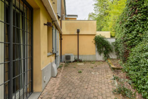 Kapitalre Via di Barbiano 3-24